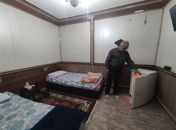 بازدید میدانی از تأسیسات گردشگری قصرشیرین برای ارتقای خدمات‌رسانی