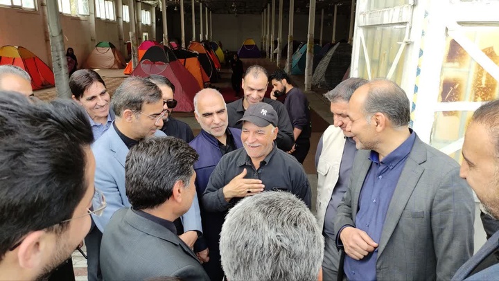 بازدید معاون استاندار و اعضای ستاد خدمات سفر مشهد از مراکز اسکان و خدمات‌رسانی به زائران
