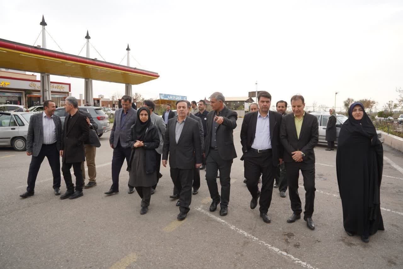 پایش میدانی استاندار قزوین از مجتمع‌های خدمات رفاهی بین‌راهی/ تأکید بر ارتقای کیفیت خدمات جاده‌ای در مسیرهای پرتردد نوروزی