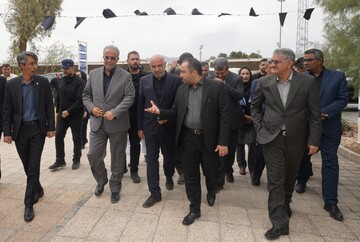 بازدید وزیر تعاون، کار و رفاه اجتماعی از نحوه خدمات‌رسانی به مسافران نوروزی در سیستان و بلوچستان