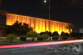 درخشش نوروزی سیلو در اهواز/ بنای تاریخی سیلو در اهواز با نورهای تازه جان گرفت