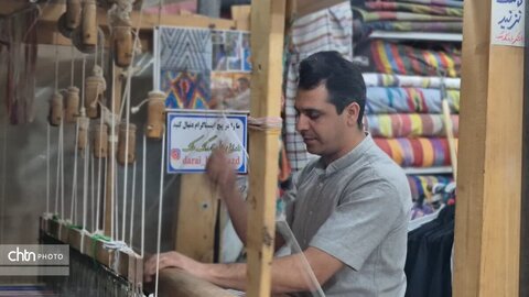 نقش‌بندیِ بهار بر خشت‌هایِ دیرین؛ شکوهِ صنایع‌دستیِ یزد در آیینه‌یِ نگاهِ گردشگران