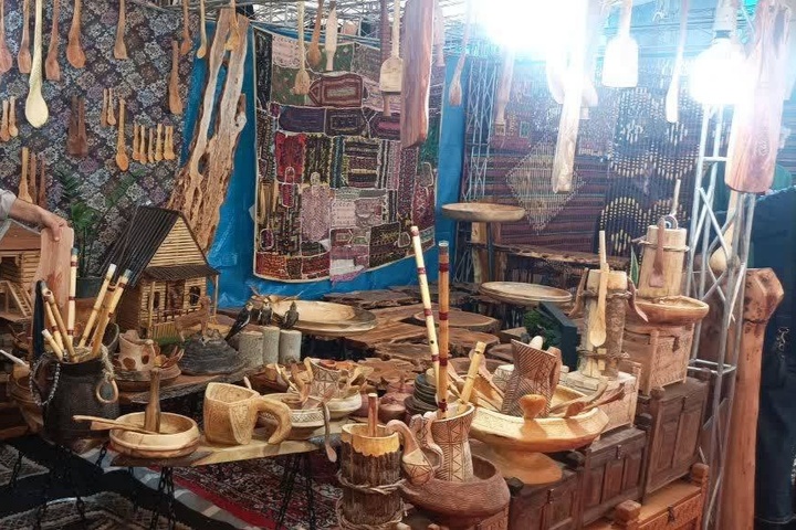 استقبال ۴۷ هزار نفری از بازارچه‌های نوروزی مازندران/ فروش صنایع‌دستی استان از ۸ میلیارد ریال فراتر رفت