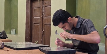 تجلیِ اراده در تار و پودِ سنت؛ هنرنماییِ بی‌مرزِ هنرمندانِ یزدی در بهارِ ۱۴۰۵