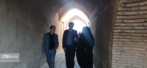 از زمزمه‌یِ آبشار تا ضیافتِ حصیر در میدان‌خان؛ پایشِ میدانیِ زیرساخت‌هایِ گردشگریِ بافق
