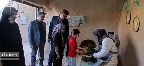 از زمزمه‌یِ آبشار تا ضیافتِ حصیر در میدان‌خان؛ پایشِ میدانیِ زیرساخت‌هایِ گردشگریِ بافق