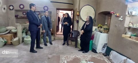 از زمزمه‌یِ آبشار تا ضیافتِ حصیر در میدان‌خان؛ پایشِ میدانیِ زیرساخت‌هایِ گردشگریِ بافق