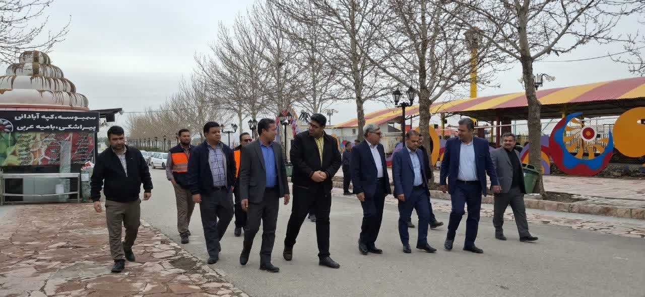 ضرورت بهره‌گیری از فضاهای اطراف دریاچه گلبهار برای برگزاری بازارچه صنایع‌دستی و توسعه مشاغل خانگی