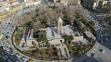 بازدید بیش از ۲۳ هزار نفر از جاذبه‌های گردشگری همدان/ آرامگاه بوعلی‌سینا در صدر بازدیدهای نوروزی 