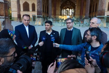 بازدید دبیرکل کمیسیون ملی یونسکو در ایران از بناهای هتاریخی آسیب دیده اصفهان