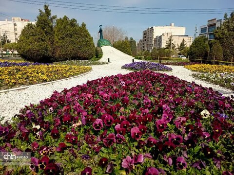 زیبایی های بهاری .المان های شهری در مشهدالرضا (ع)