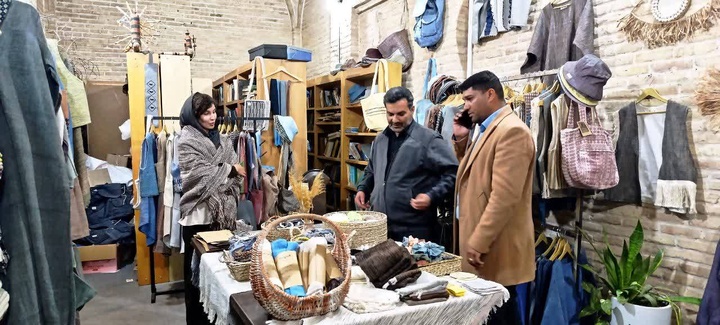بررسی ظرفیت‌های همکاری در حوزه صنایع‌دستی میبد