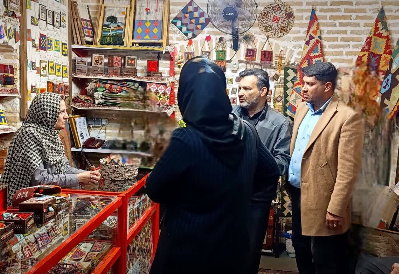 بررسی ظرفیت‌های همکاری در حوزه صنایع‌دستی میبد