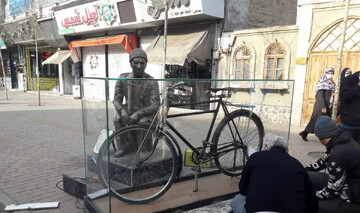 روایت حاج حسن نعلچگر زنجانی و ۴۵ سال امانت‌داری از یک دوچرخه (ویدئو: عیسی بیگدلی)