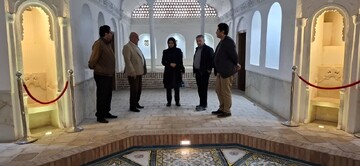 پایش مستمر بناهای تاریخی در قزوین /بازدید سرپرست میراث‌فرهنگی استان قزوین از بنای تاریخی حسینیه امینی‌ها