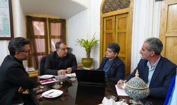 حضور ۴۵۰ هزار مسافر در همدان/ خدمات‌رسانی بدون وقفه ادامه دارد 