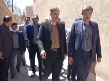 بررسی روند خدمات نوروزی و ظرفیت‌های میراثی شهرستان‌های زارچ و اشکذر