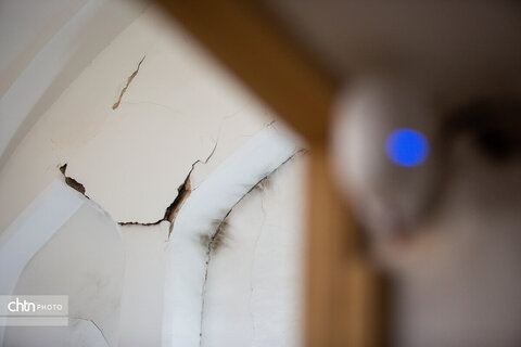 بازدید دبیر کمیته ملی سازمان یونسکو در ایران از بناهای تاریخی آسیب دیده در اصفهان