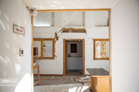 بازدید دبیر کمیته ملی سازمان یونسکو در ایران از بناهای تاریخی آسیب دیده در اصفهان