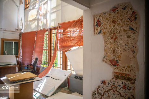 بازدید دبیر کمیته ملی سازمان یونسکو در ایران از بناهای تاریخی آسیب دیده در اصفهان