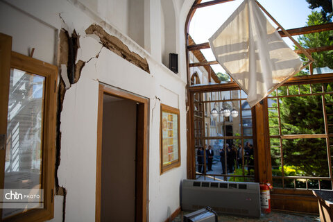 بازدید دبیر کمیته ملی سازمان یونسکو در ایران از بناهای تاریخی آسیب دیده در اصفهان