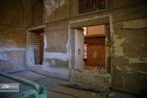 بازدید دبیر کمیته ملی سازمان یونسکو در ایران از بناهای تاریخی آسیب دیده در اصفهان