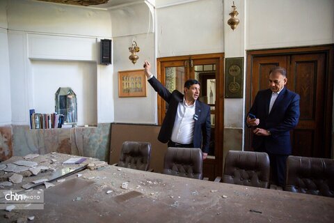 بازدید دبیر کمیته ملی سازمان یونسکو در ایران از بناهای تاریخی آسیب دیده در اصفهان