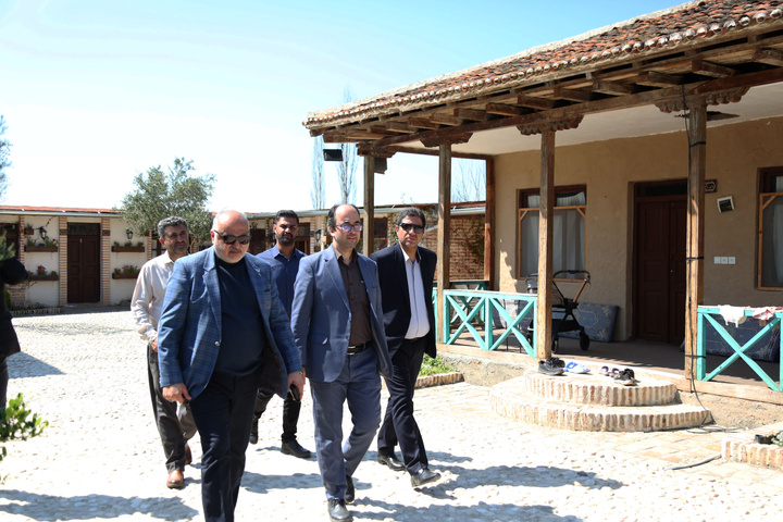 بازدید میدانی از مراکز اسکان هم‌وطنان درگیر جنگ در گلستان