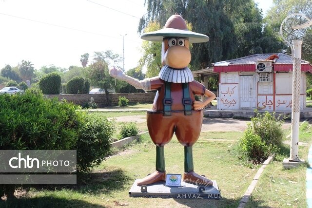 نصب المان‌های نوستالژی دهه ۶۰ در پارک لاله اهواز/ بازآفرینی خاطرات کودکی در روزهای مقاومت