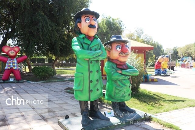 نصب المان‌های نوستالژی دهه ۶۰ در پارک لاله اهواز/ بازآفرینی خاطرات کودکی در روزهای مقاومت