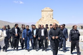 بازدید استاندار فارس از میراث جهانی پاسارگاد