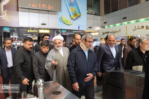 بازدید استاندار و رئیس ستاد اجرایی خدمات سفر خراسان رضوی و مدیر کل میراث‌فرهنگی گردشگری وصنایع دستی خراسان رضوی از پایانه امام رضا(ع) وایستگاه راه آهن شهید رئیسی مشهد