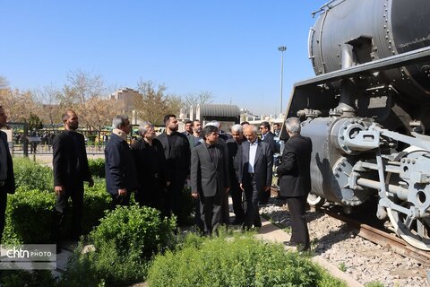 بازدید استاندار و رئیس ستاد اجرایی خدمات سفر خراسان رضوی و مدیر کل میراث‌فرهنگی گردشگری وصنایع دستی خراسان رضوی از پایانه امام رضا(ع) وایستگاه راه آهن شهید رئیسی مشهد