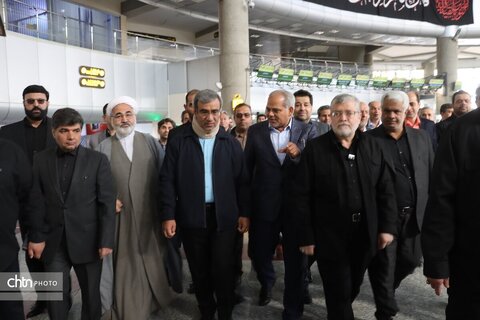 بازدید استاندار و رئیس ستاد اجرایی خدمات سفر خراسان رضوی و مدیر کل میراث‌فرهنگی گردشگری وصنایع دستی خراسان رضوی از پایانه امام رضا(ع) وایستگاه راه آهن شهید رئیسی مشهد