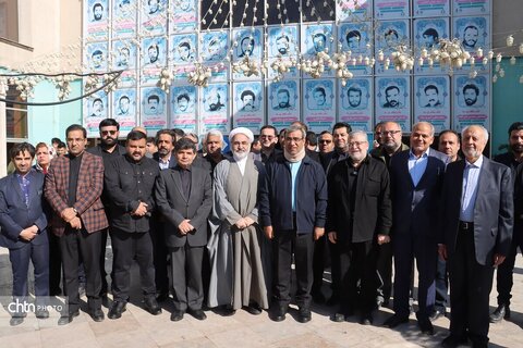 بازدید استاندار و رئیس ستاد اجرایی خدمات سفر خراسان رضوی و مدیر کل میراث‌فرهنگی گردشگری وصنایع دستی خراسان رضوی از پایانه امام رضا(ع) وایستگاه راه آهن شهید رئیسی مشهد