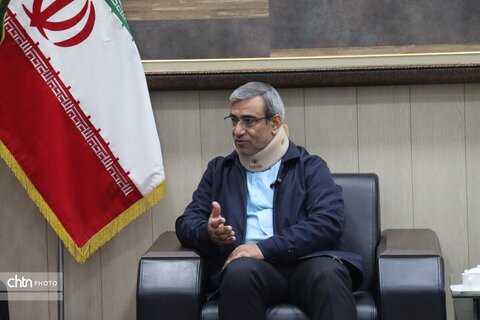 بازدید استاندار و رئیس ستاد اجرایی خدمات سفر خراسان رضوی و مدیر کل میراث‌فرهنگی گردشگری وصنایع دستی خراسان رضوی از پایانه امام رضا(ع) وایستگاه راه آهن شهید رئیسی مشهد