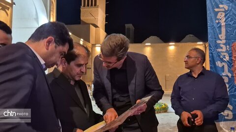 رصد وضعیت اجتماعی و بازدید از غرفه‌های صنایع‌دستی در دومین حضور میدانی معاون استاندار در بافت تاریخی یزد