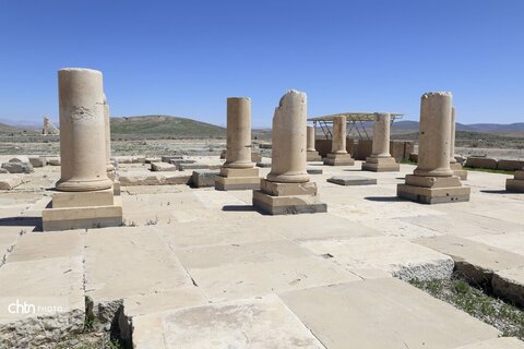 بازدید استاندار فارس از پاسارگاد