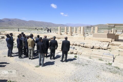 بازدید استاندار فارس از پاسارگاد