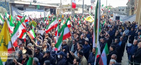 مراسم اهتزاز پرچم مقدس جمهوری اسلامی ایران در حسینیه اعظم زنجان