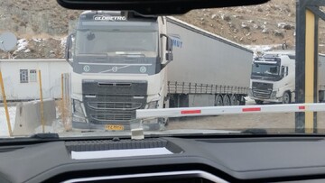 ثبت بیش از ۱۰ میلیون تردد وسایل نقلیه در آذربایجان غربی 