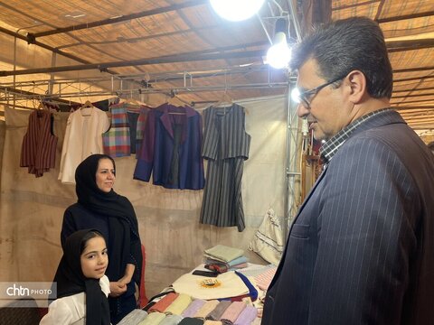 پایش پروژه‌های مرمتی و حمایت از هنرمندان در شهر جهانی میبد