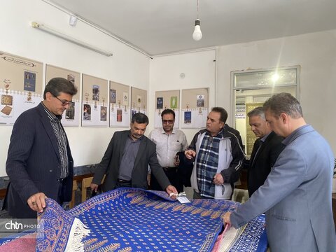 پایش پروژه‌های مرمتی و حمایت از هنرمندان در شهر جهانی میبد