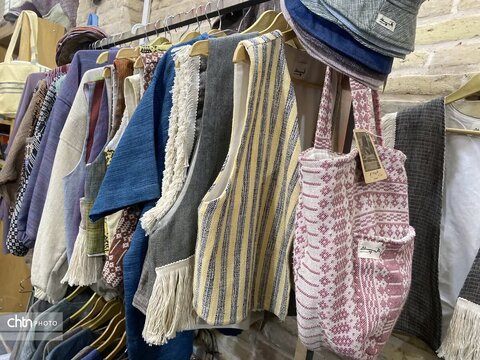 پایش پروژه‌های مرمتی و حمایت از هنرمندان در شهر جهانی میبد