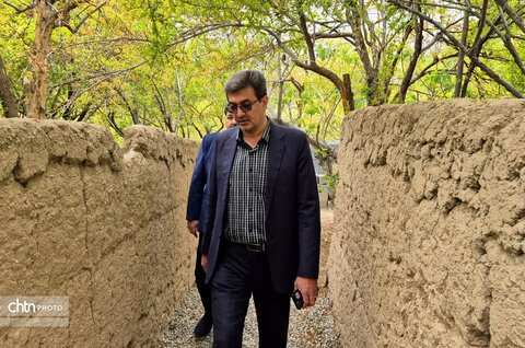 ارزیابی ظرفیت‌ها و بررسی چالش‌های بوم‌گردی‌های شهرستان تفت