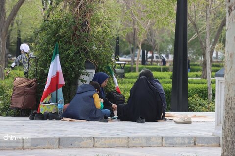 حال وهوای روز طبیعت در آرامگاه حکیم ابوالقاسم فردوسی توسی