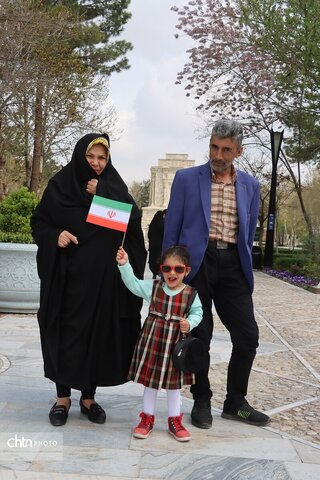 حال وهوای روز طبیعت در آرامگاه حکیم ابوالقاسم فردوسی توسی