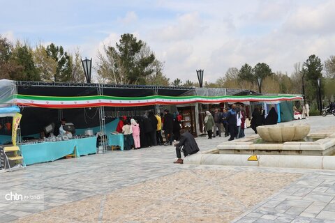 حال وهوای روز طبیعت در آرامگاه حکیم ابوالقاسم فردوسی توسی