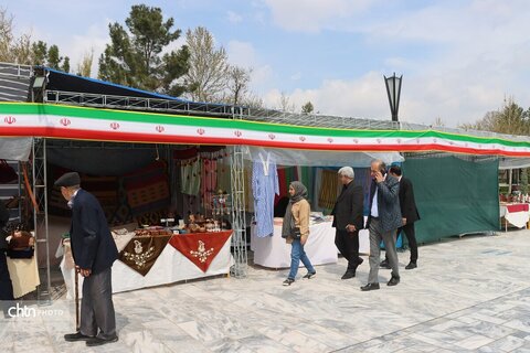 حال وهوای روز طبیعت در آرامگاه حکیم ابوالقاسم فردوسی توسی