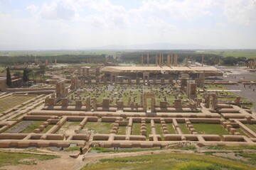 تداوم موج پرشور گردشگری در فارس/ آمادگی کامل تمامی محوطه‌ها و پایگاه‌های میراث جهانی استان تا آخرین دقایق حضور مسافران